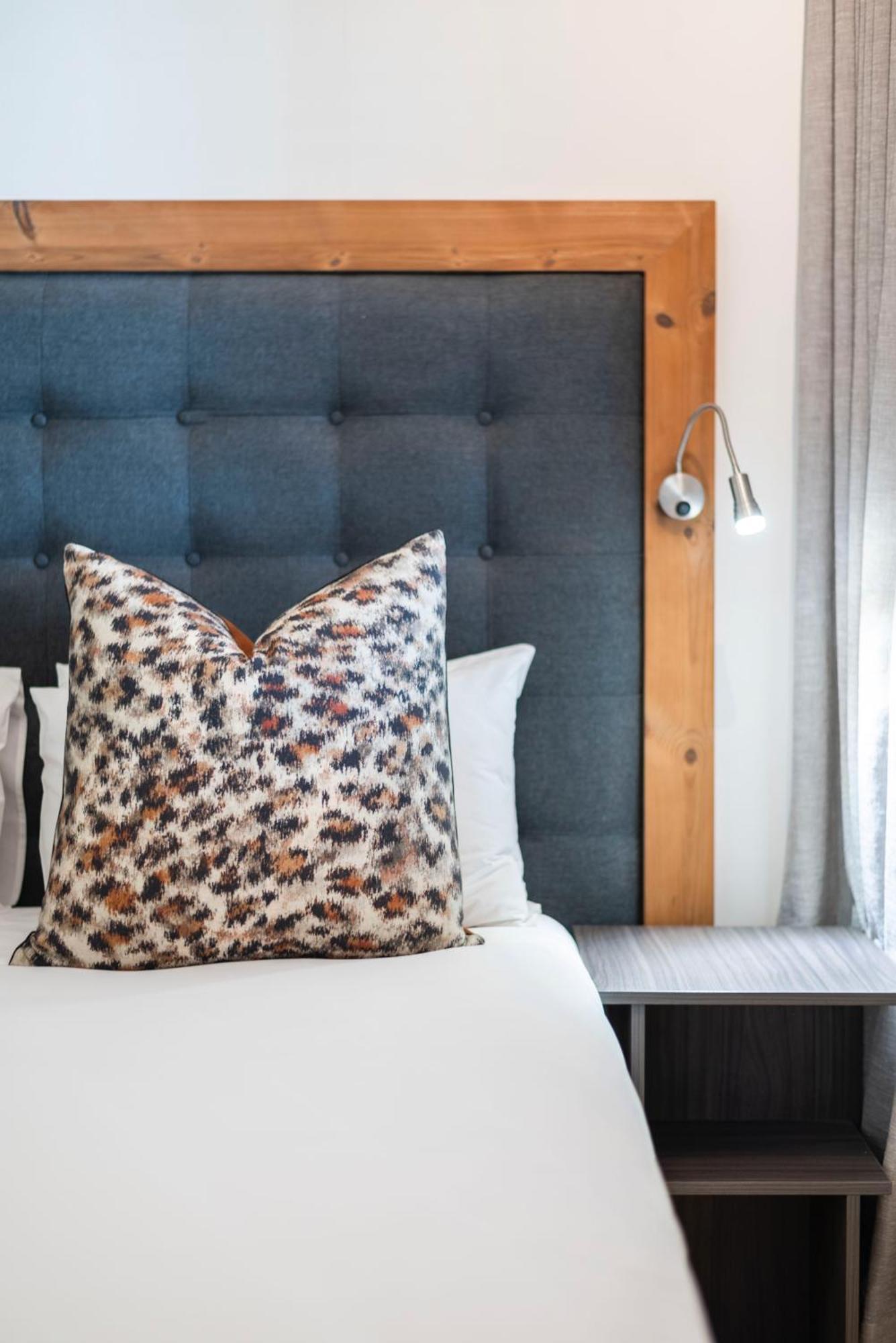 Xenia Aparthotel By Totalstay Кейптаун Екстериор снимка